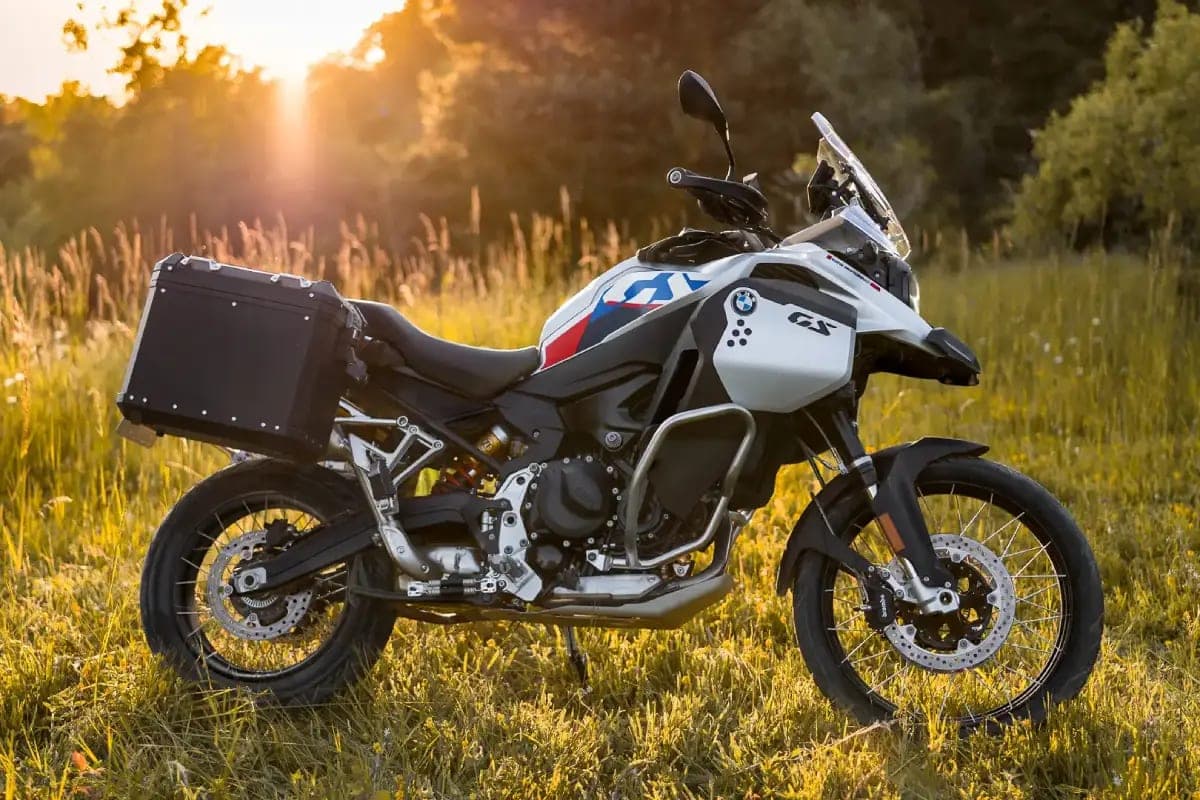 BMW F 900 GS photo 7