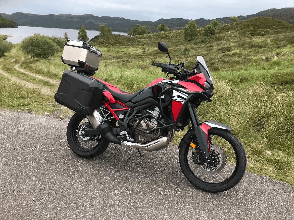 Honda CRF1100L Africa Twin photo 4