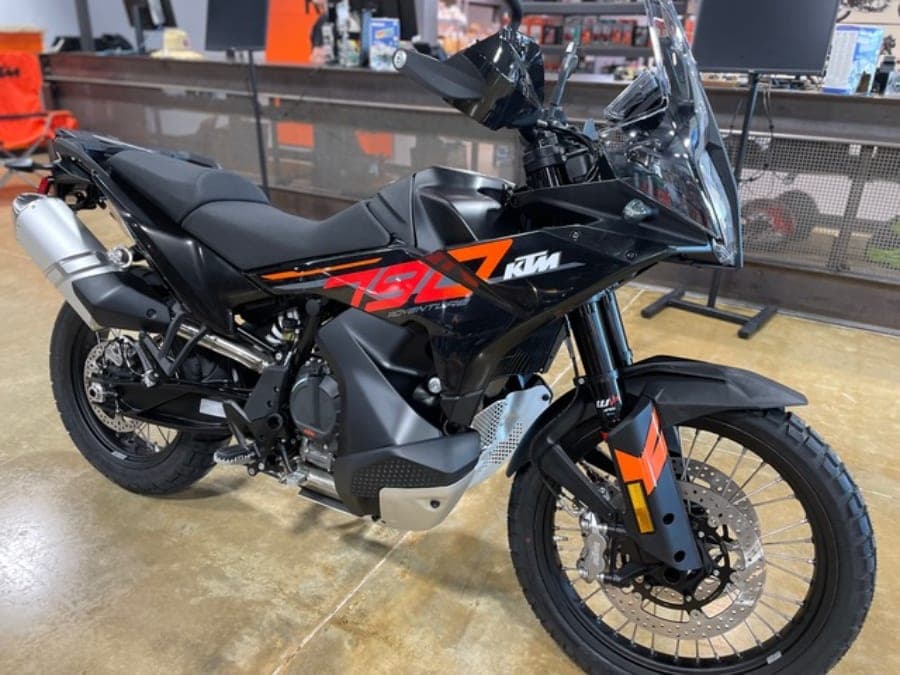 KTM 890 Adventure photo 1