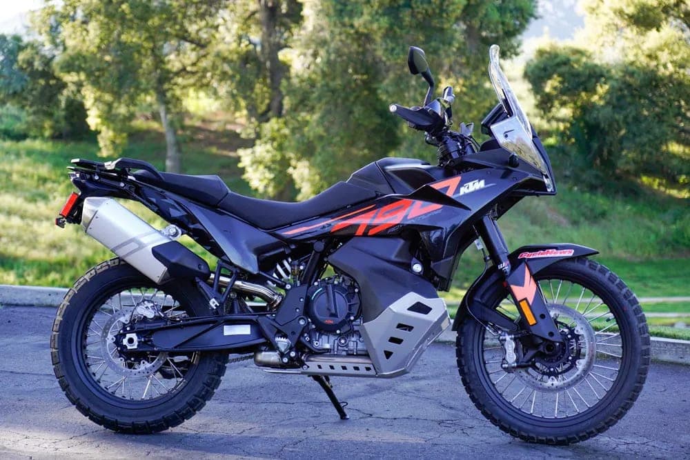 KTM 890 Adventure photo 2